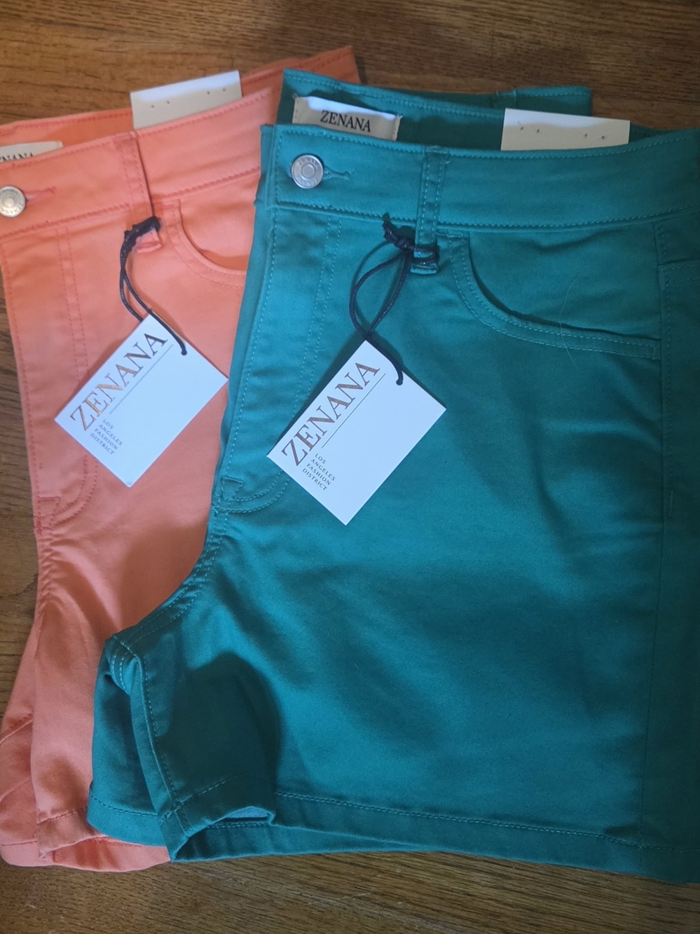 Zenana Teal and Coral Women's Classic 5 Pocket High Rise Cotton Blend Shorts